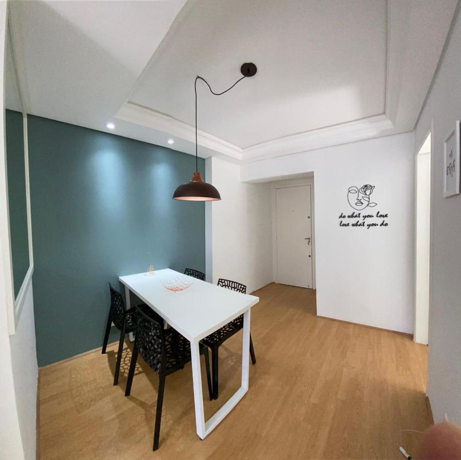 101- Lindo Apartamento Amplo E Decorado, 2 Quartos, Sala, Cozinha Completa, Mobiliario Moderno, Lavanderia , Excelente Localizacao No Bairro Bigorrilho Curitiba Exterior foto