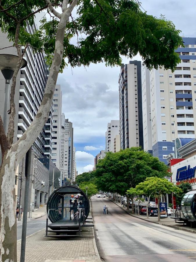 101- Lindo Apartamento Amplo E Decorado, 2 Quartos, Sala, Cozinha Completa, Mobiliario Moderno, Lavanderia , Excelente Localizacao No Bairro Bigorrilho Curitiba Exterior foto